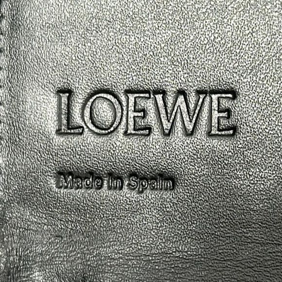 Loewe Shoulder Bag Heel Bag Black Leather - Picture 8 of 8